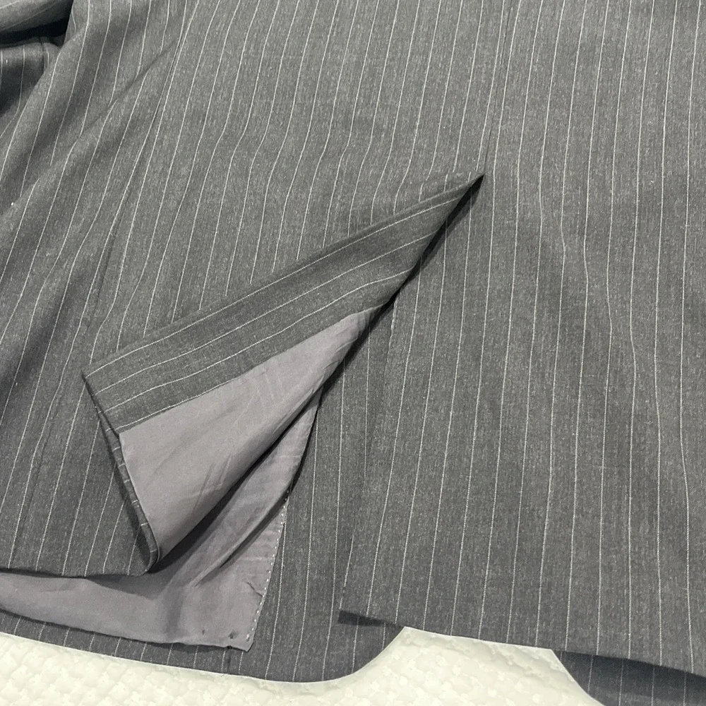 Brooks Brothers Blazer Mens 45 R Gray Pinstripe Jacket Business Made In the USA